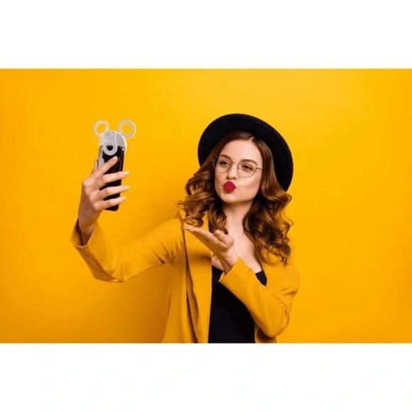 New in box Disney Mickey Selfie Ring Adjustable Light White - Picture 3 of 5